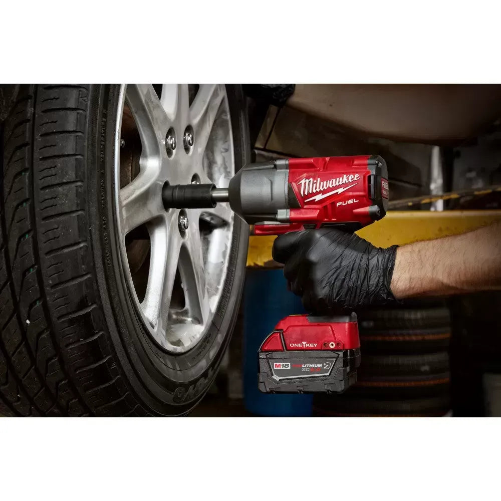 Milwaukee Pre-Sale 2769-22R M18 FUEL 18V 1/2 ONE-KEY Controlled Torque Impact Wrench Kit