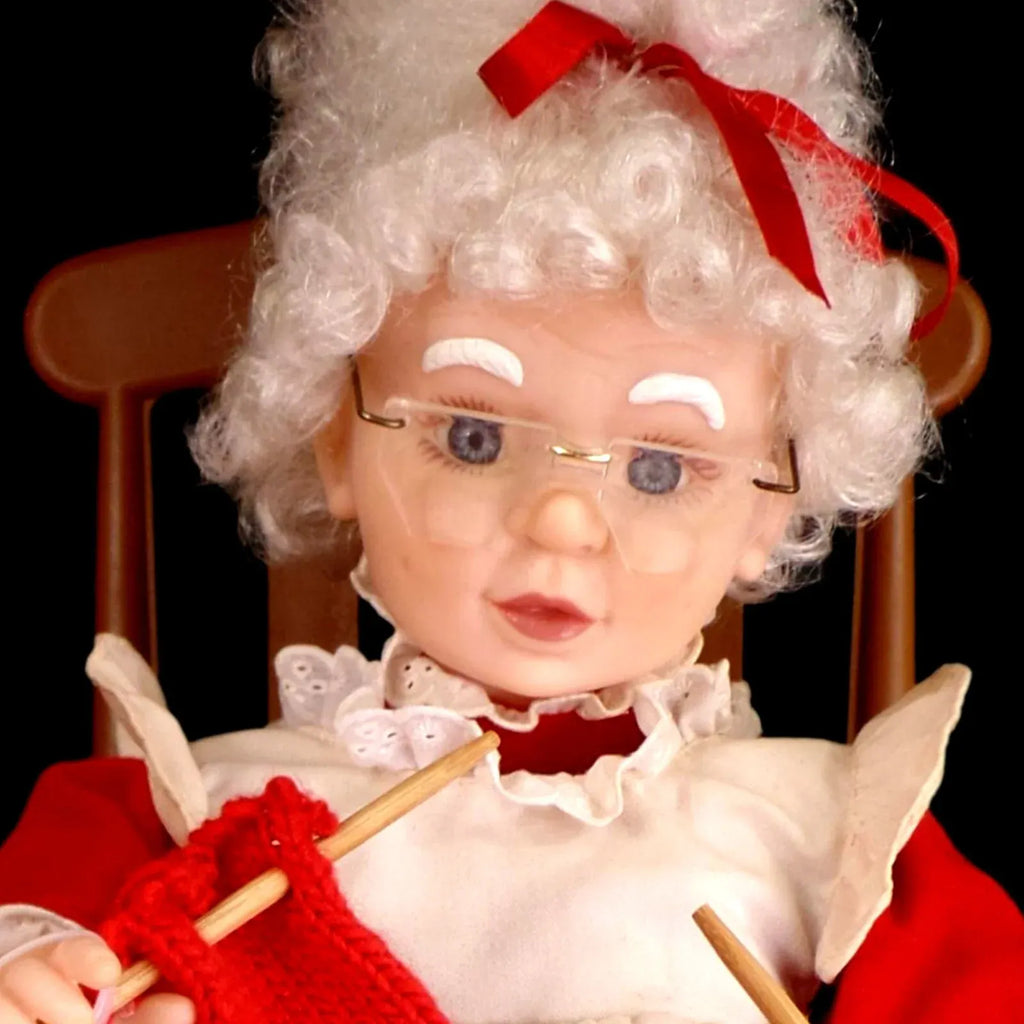 ANIMATED MRS. SANTA CLAUS in ROCKING CHAIR / KNITTING / VINTAGE 1993
