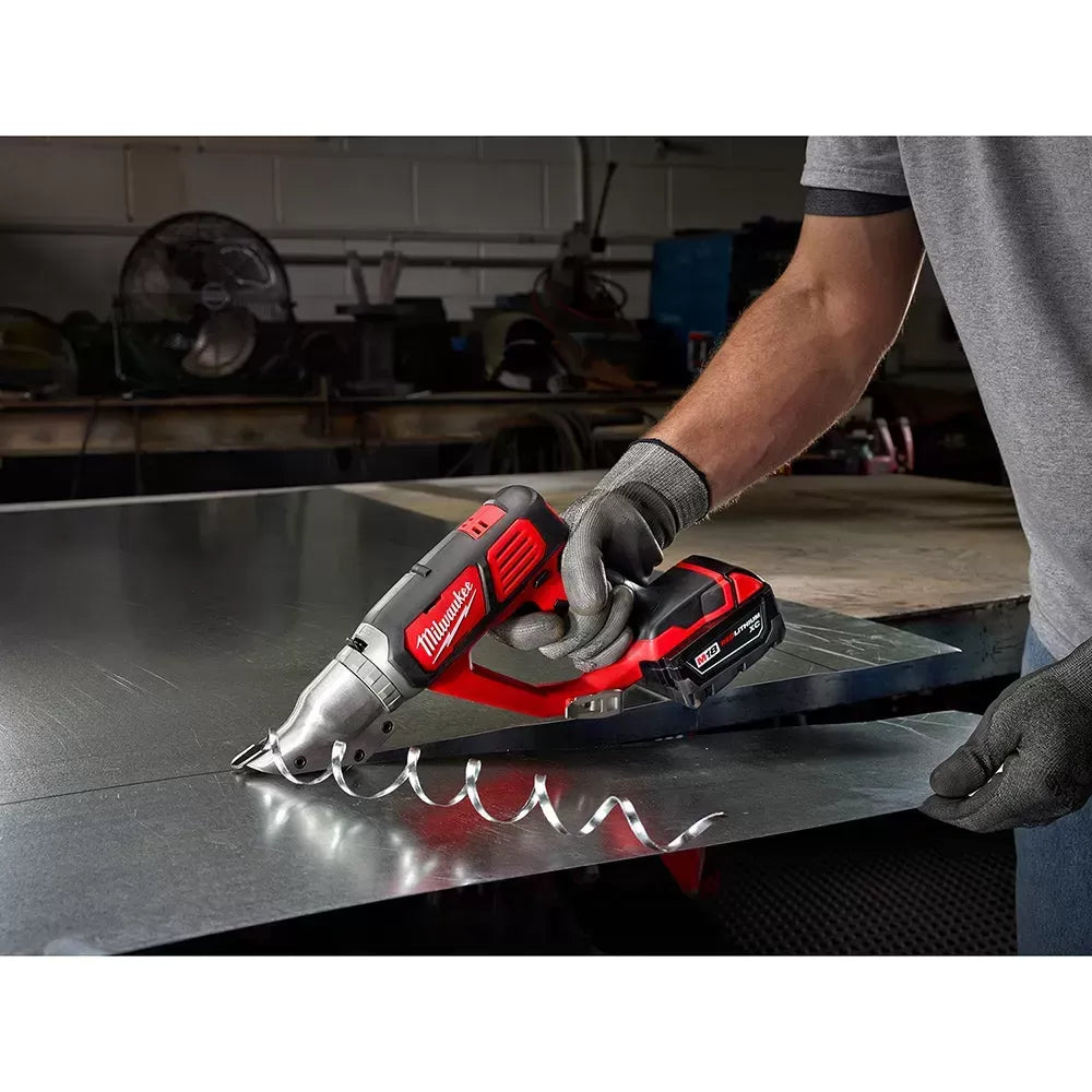 Milwaukee 2635-20 M18 18V 18 Gauge Cordless Double Cut Shear, Bare-Tool