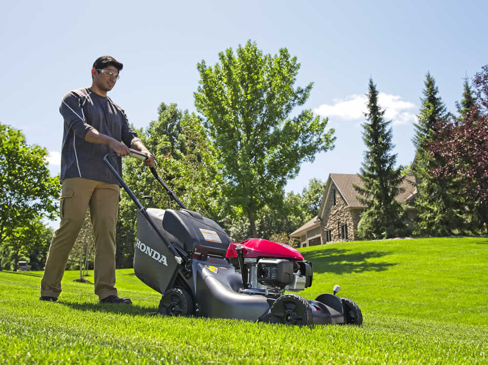 21-Inch Self-Propelled 3-in-1 Lawn Mower, HRN216VKA