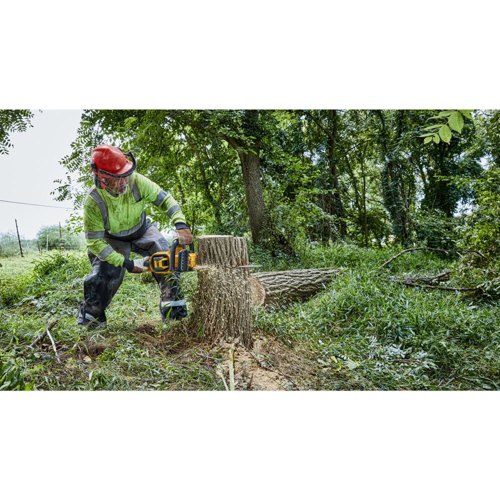 DW 60V MAX Chainsaw 18 Brushless Cordless Kit DCCS672X1 from DW