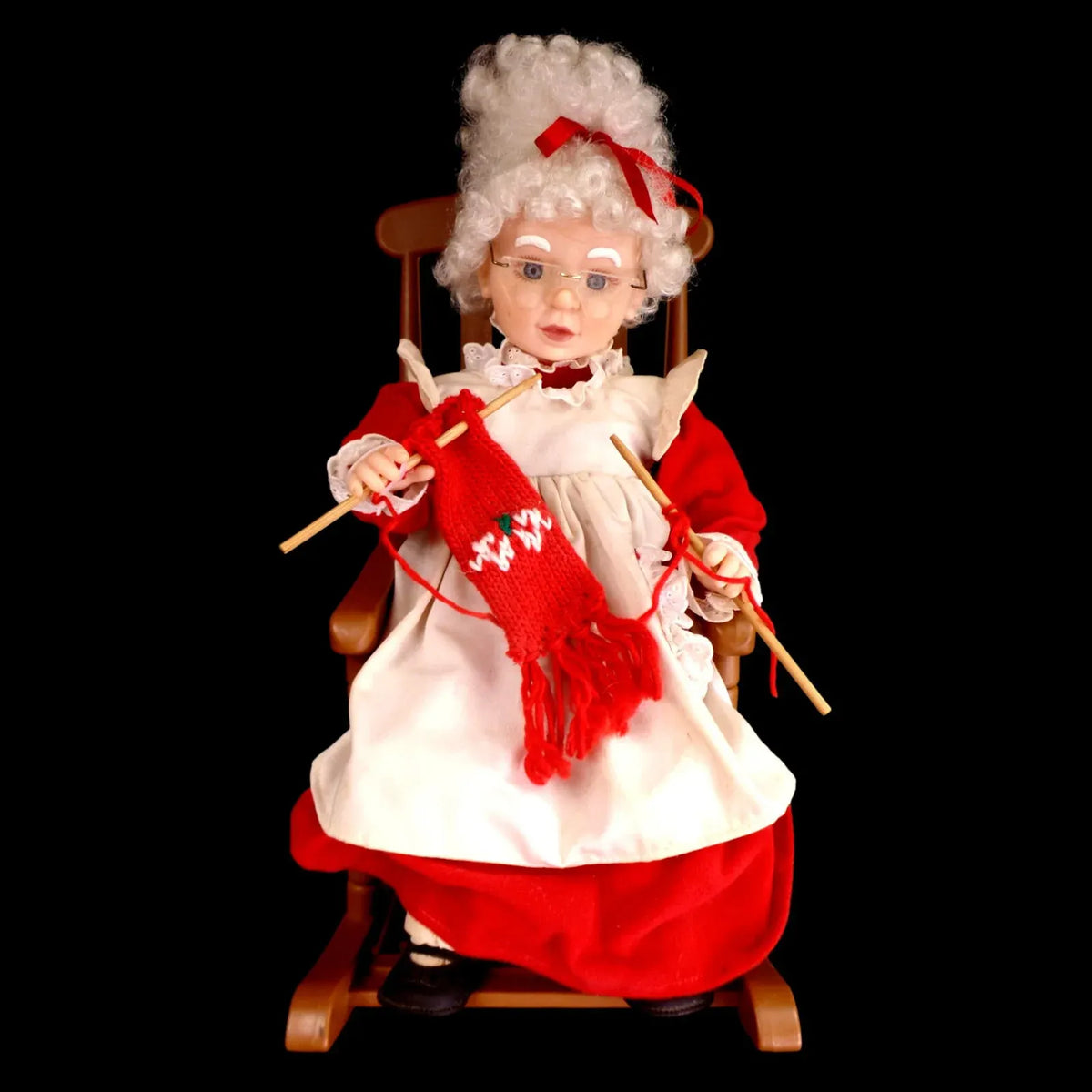 ANIMATED MRS. SANTA CLAUS in ROCKING CHAIR / KNITTING / VINTAGE 1993