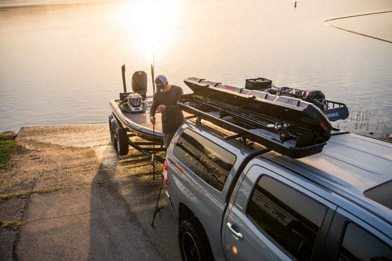 YAKIMA TopWater Rooftop Fishing Rod Box - 8004088