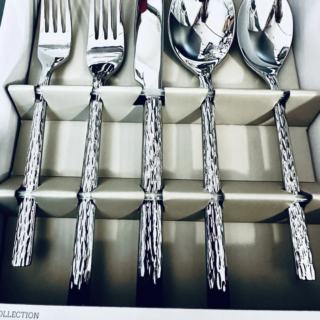 20  Stainless Flatware Diamond Set 4 place Settings New Italy