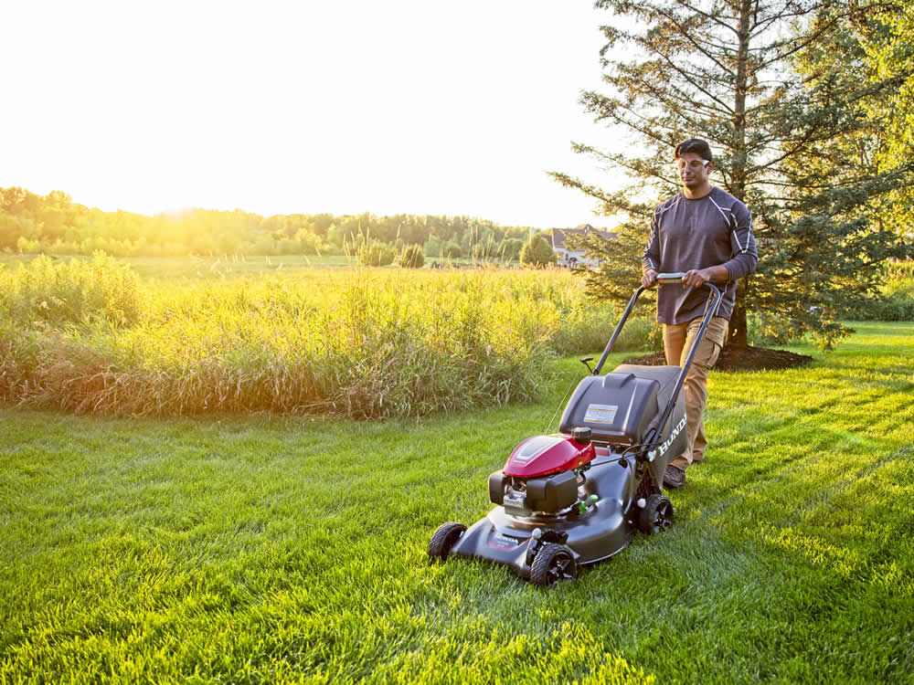 21-Inch Self-Propelled 3-in-1 Lawn Mower, HRN216VKA