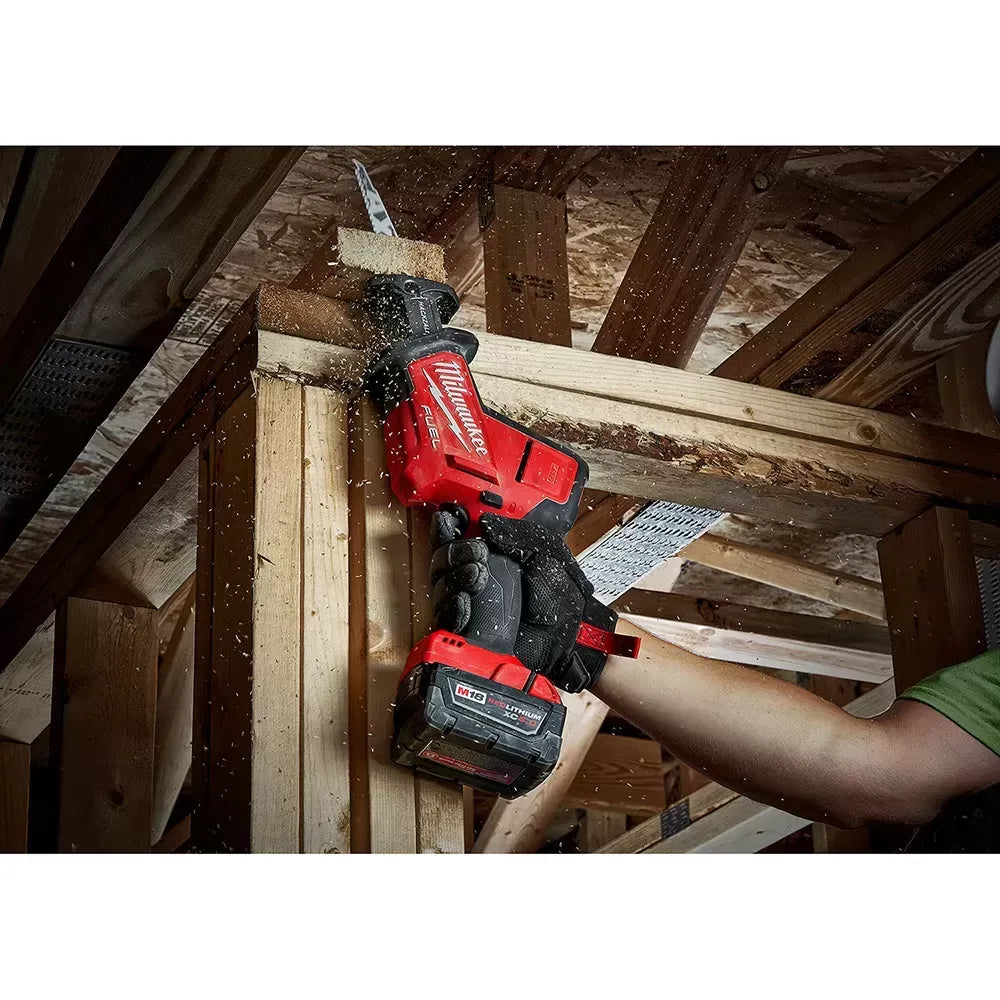 Milwaukee Pre-Sale Pre-Sale 3697-22HZ M18 FUEL 18V Cordless Drill / Driver Kit w/M18 FUEL Hazkzall