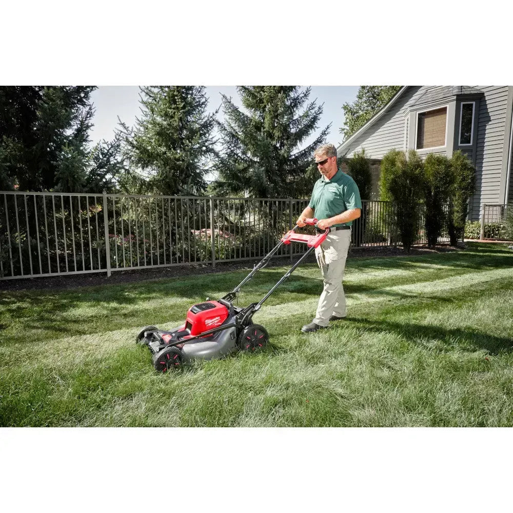 Milwaukee 2823-22HD M18 FUEL 21 Self-Propelled Cordless Lawnmower Mower Kit