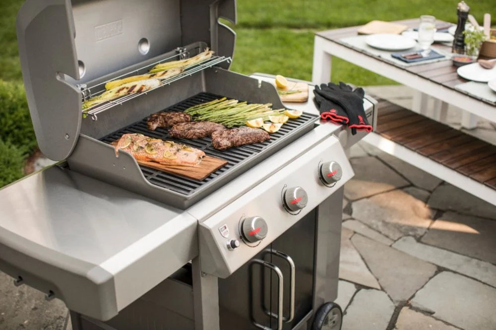 Weber - Genesis II E-315 3-Burner Propane Gas Grill - Black