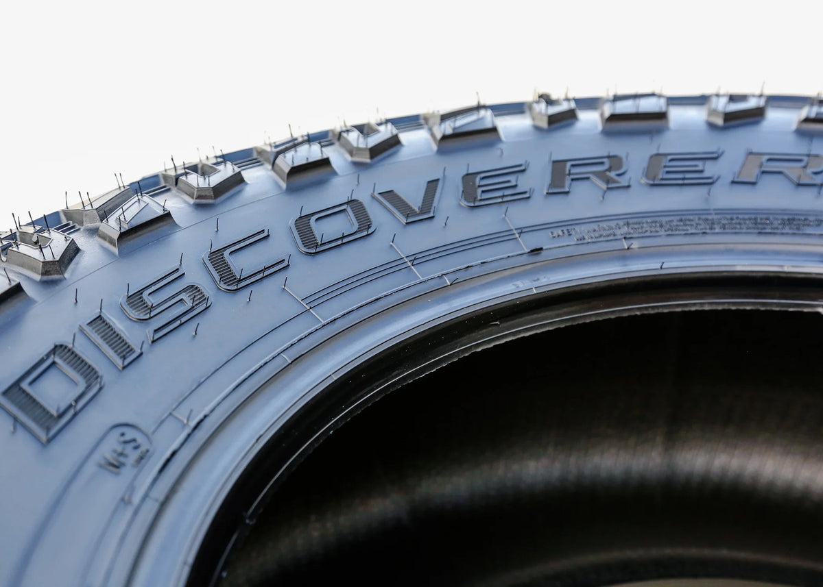 Pair of 2 (TWO) Cooper Discoverer STT Pro LT 37X13.50R22 Load E (10 Ply) MT M/T Mud Tires