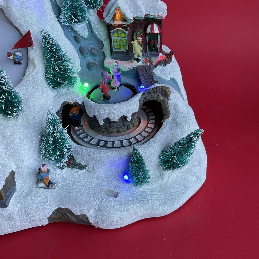 Holiday Living Animated Musical Ski Scene Christmas Lights & Music Songs 0527828