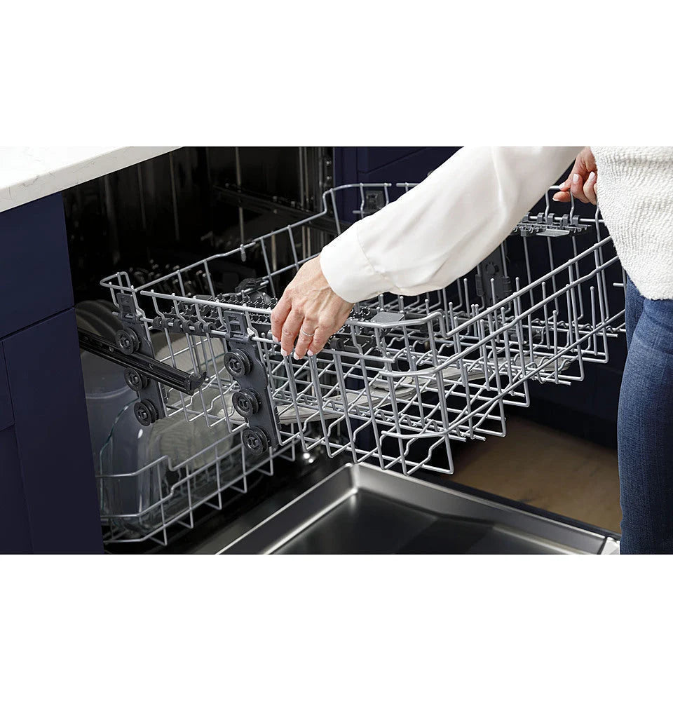GE - Front Control Built-In Dishwasher, 52 dBA - Stainless steel