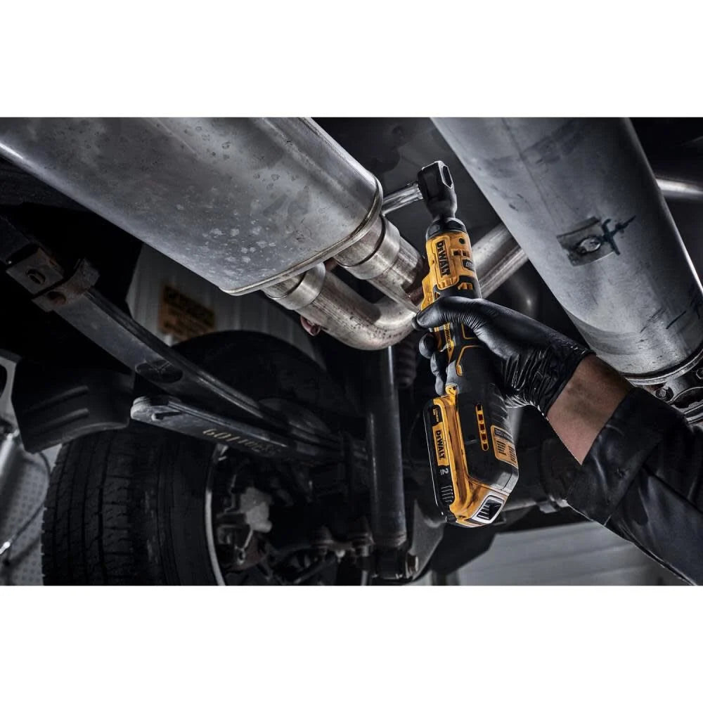 DEWALT ATOMIC 20V MAX Ratchet Kit Brushless 3/8 DCF513D1 from DEWALT💝 Last Day For Clearance
