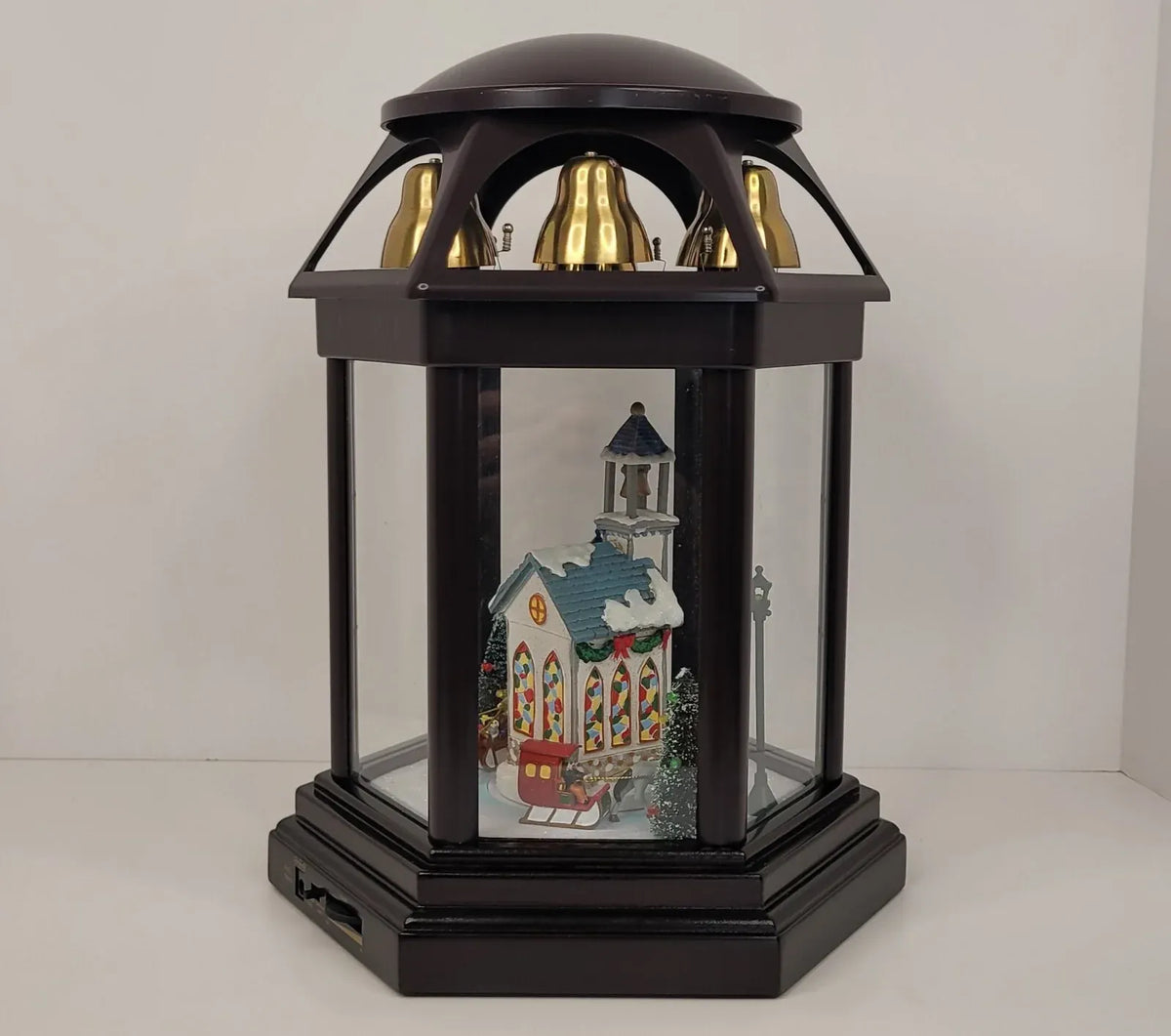 Cracker Barrel Mr. Christmas Animated Symphony of Bells Holiday Music Box Scene