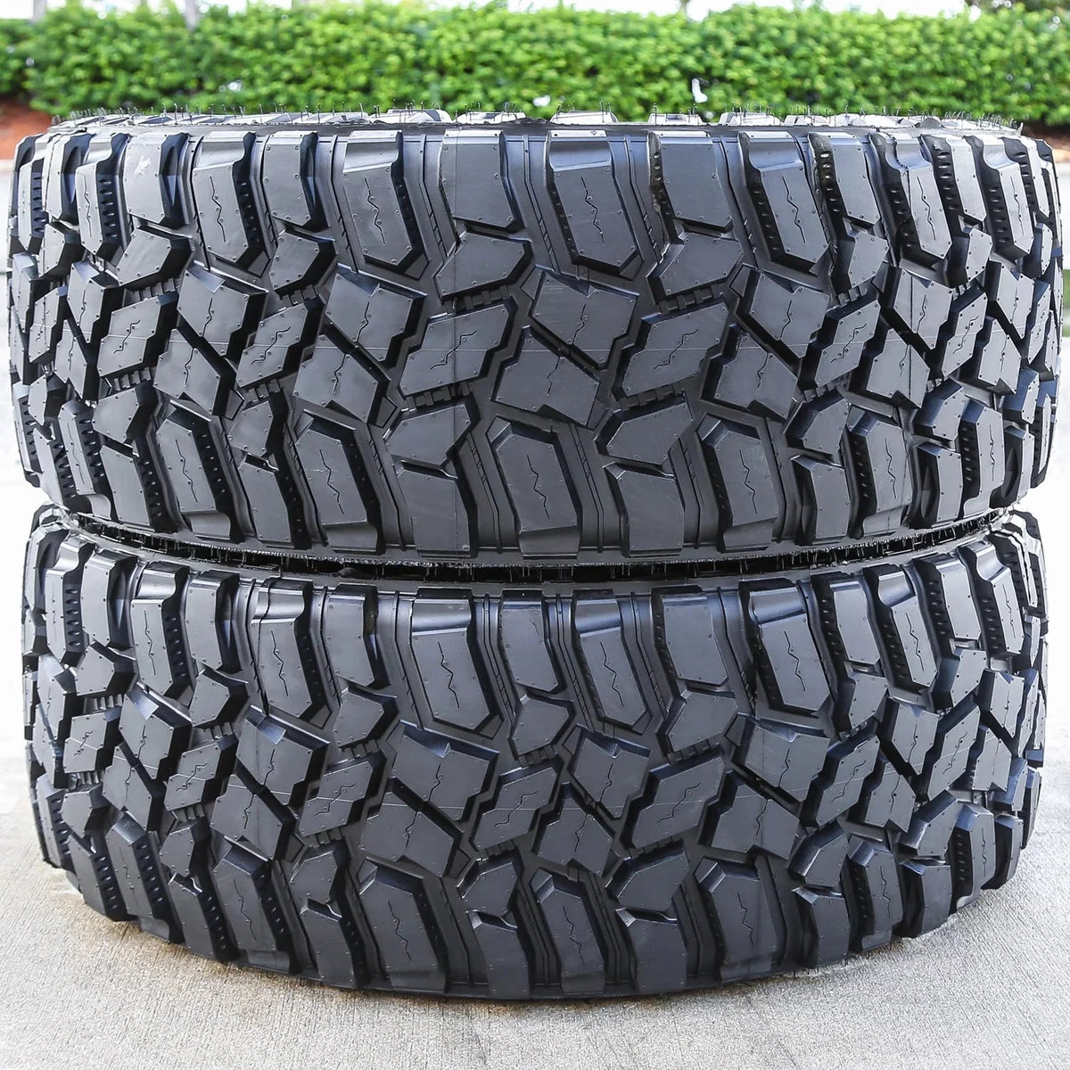 Pair of 2 (TWO) Cooper Discoverer STT Pro LT 215/85R16 Load E (10 Ply) MT M/T Mud Tires Fits: 2010-19 Mercedes-Benz Sprinter 3500 Base, 1993-96 Ford F-250 XLT