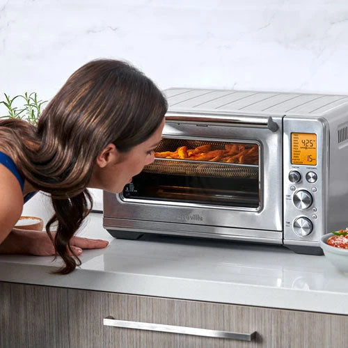 Breville ® Smart Oven ® Black Truffle Air Fryer.