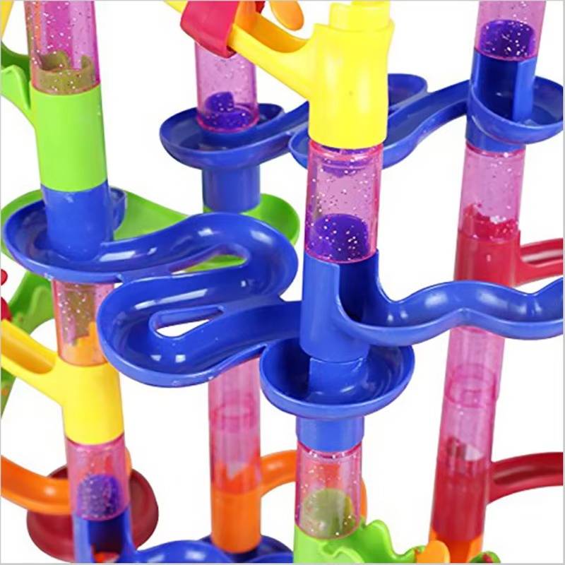 Marble Run Construction Set with 133 Pieces and Button Release  Funnel