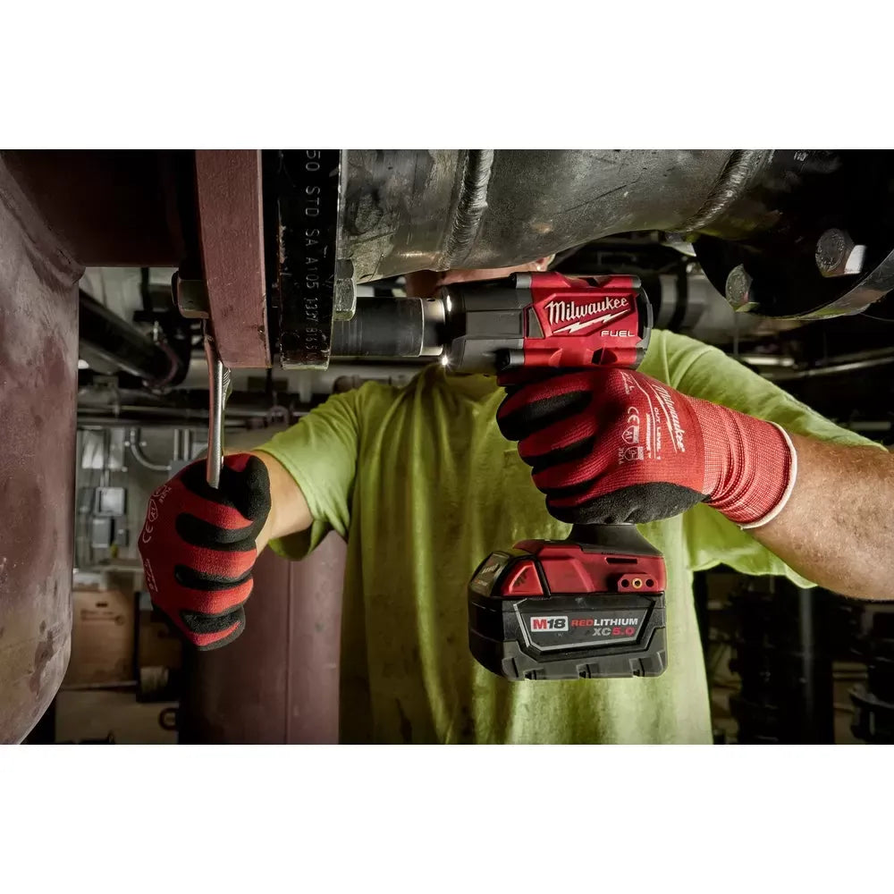 Milwaukee Pre-Sale 2960-20 M18 FUEL 18V 3/8 Cordless Mid-Torque Impact Wrench -Bare Tool