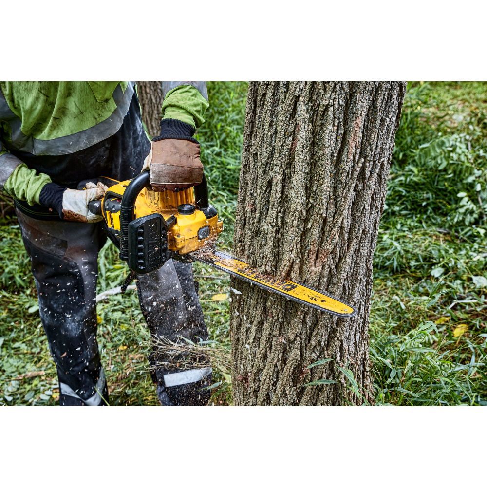DEWALT 60V MAX Chainsaw 18 Brushless Cordless Kit DCCS672X1 from DEWALT